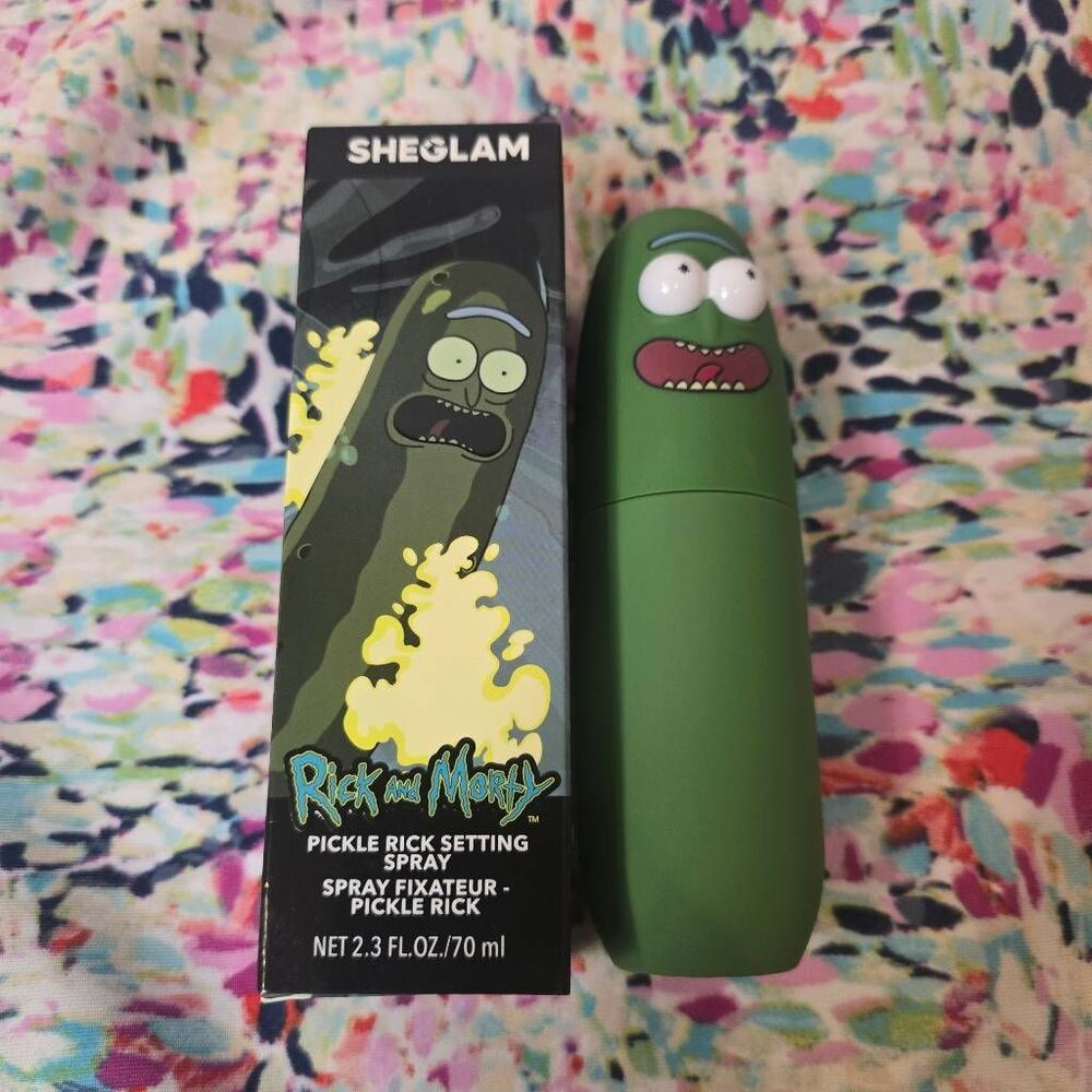 Rick and Morty Pickle Rick Setting Spray